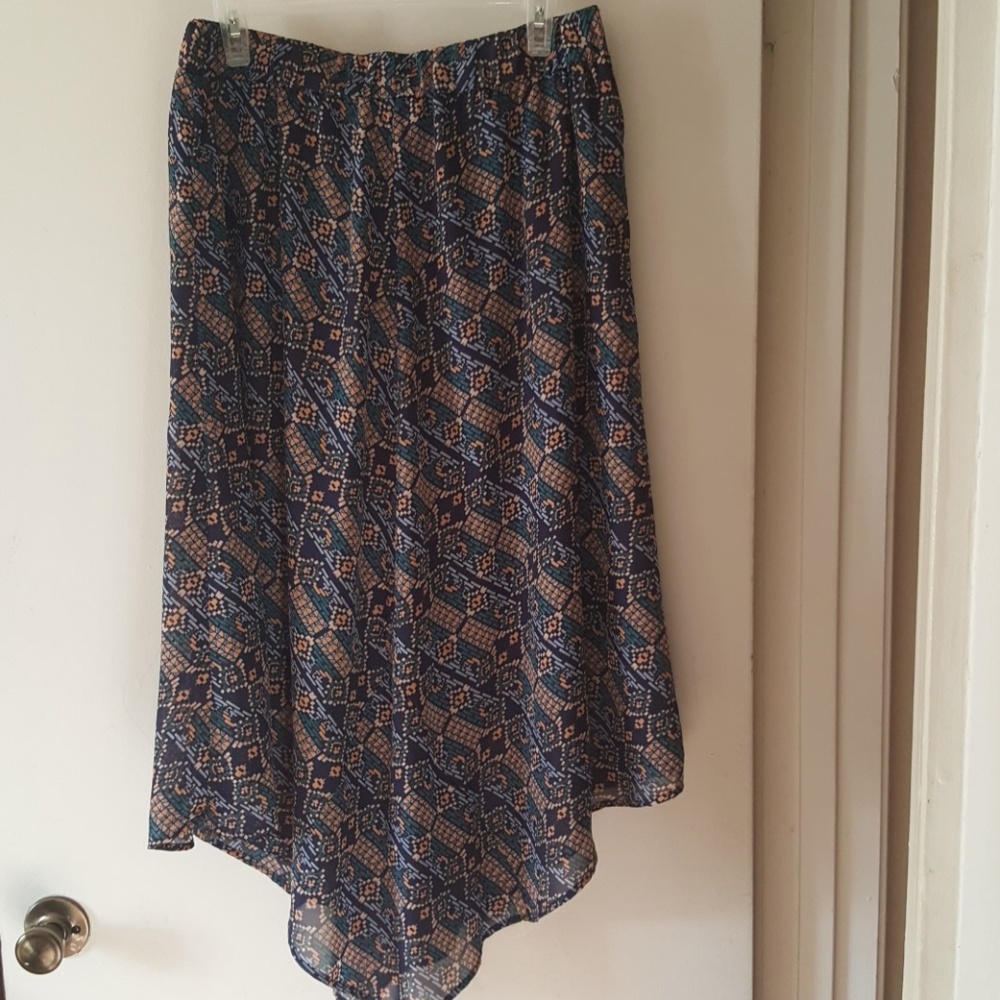 Pretty easy wear geometric color skirt